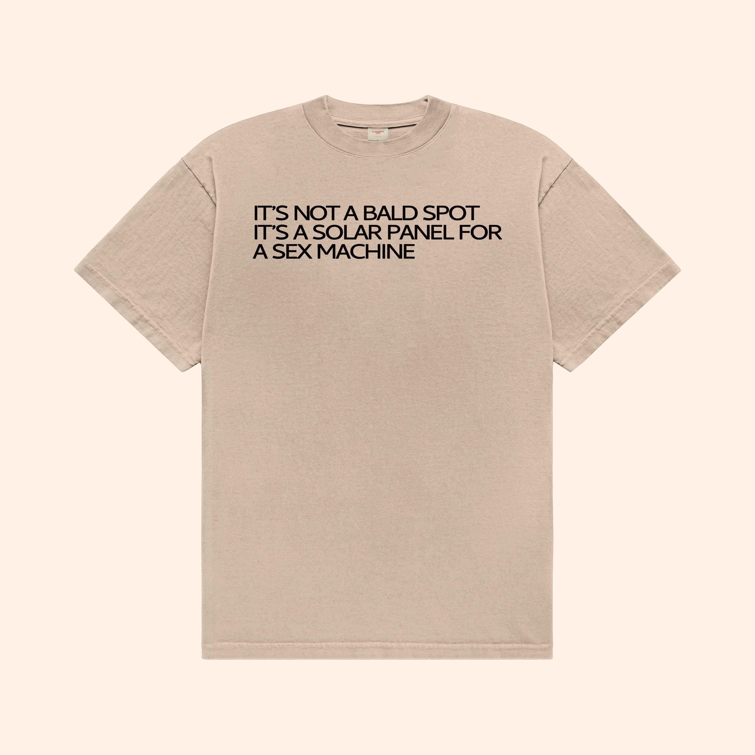 Non è una chiazza calva, è un pannello solare per una macchina del sesso T-Shirt