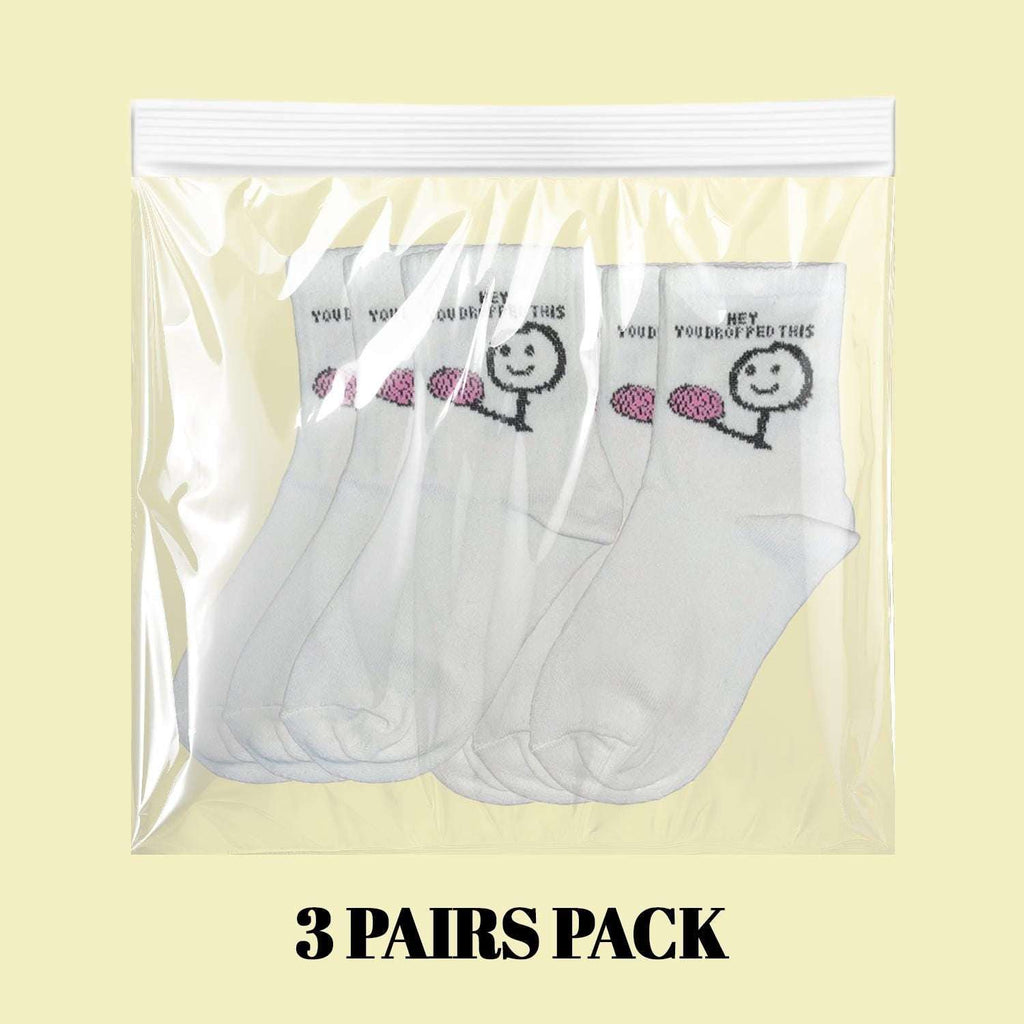 White crew socks in 3-pairs pack bag with cartoon head and heart graphics