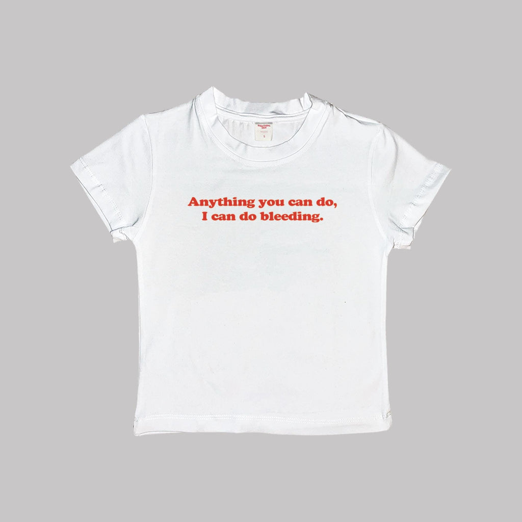 Puedo hacer camisetas cortas para bebés sangrantes