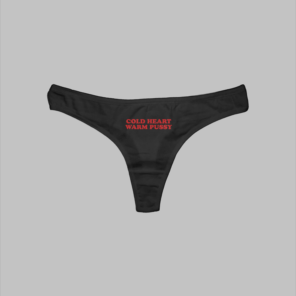 Corazón frío, coño cálido, tanga
